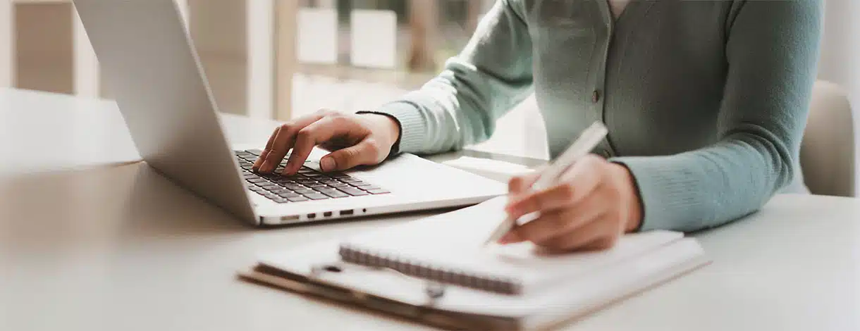 Checkliste: in 7 Schritten zu Deiner KI-Strategie (2025)